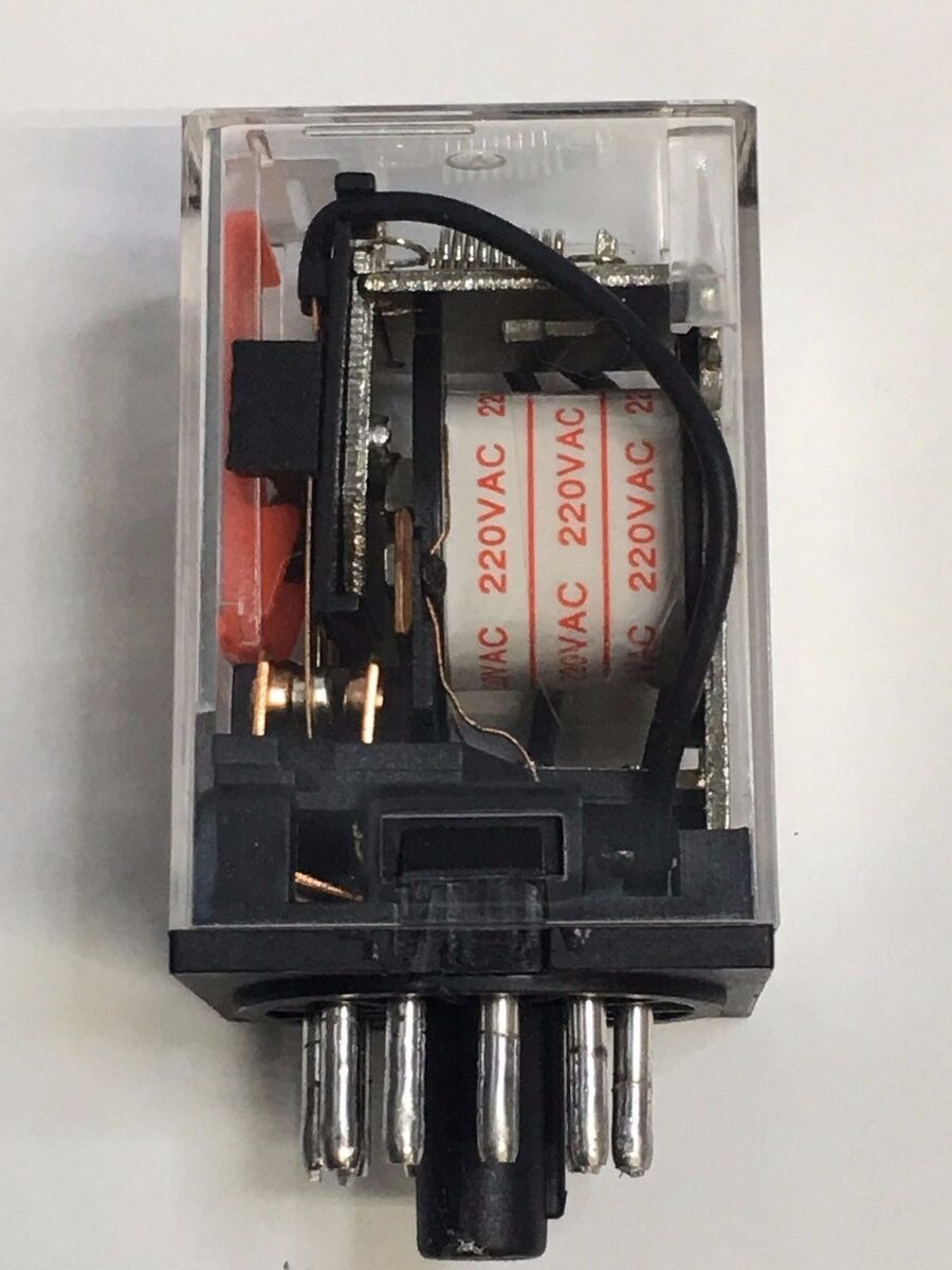 Реле с клемником  OMRON MK3P-I 220V