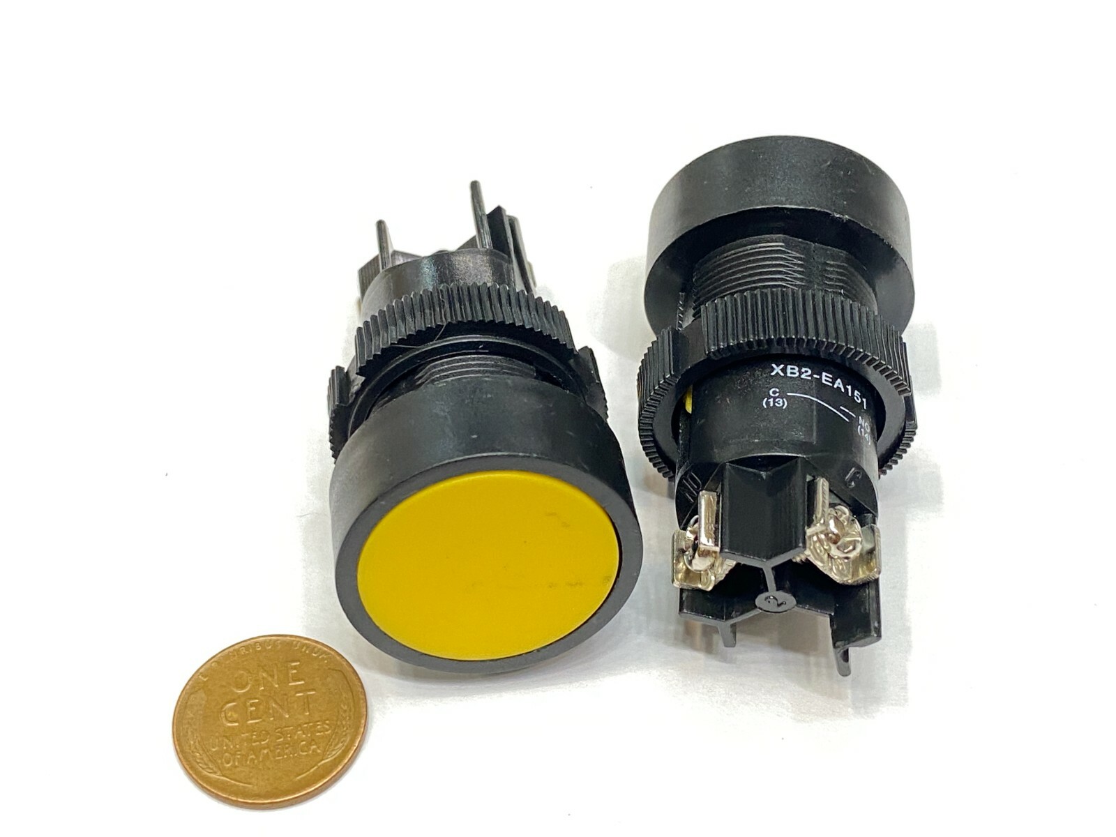 Индикаторная лампа Schneider Electric XB2-EV, 220V, 3W, желтая